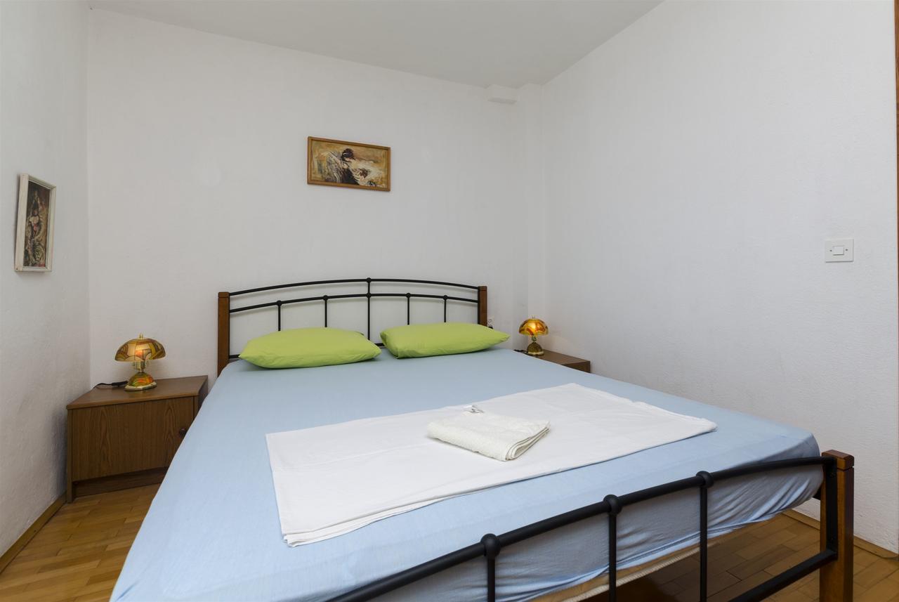 Apartment Boris Gornja Brela Eksteriør billede