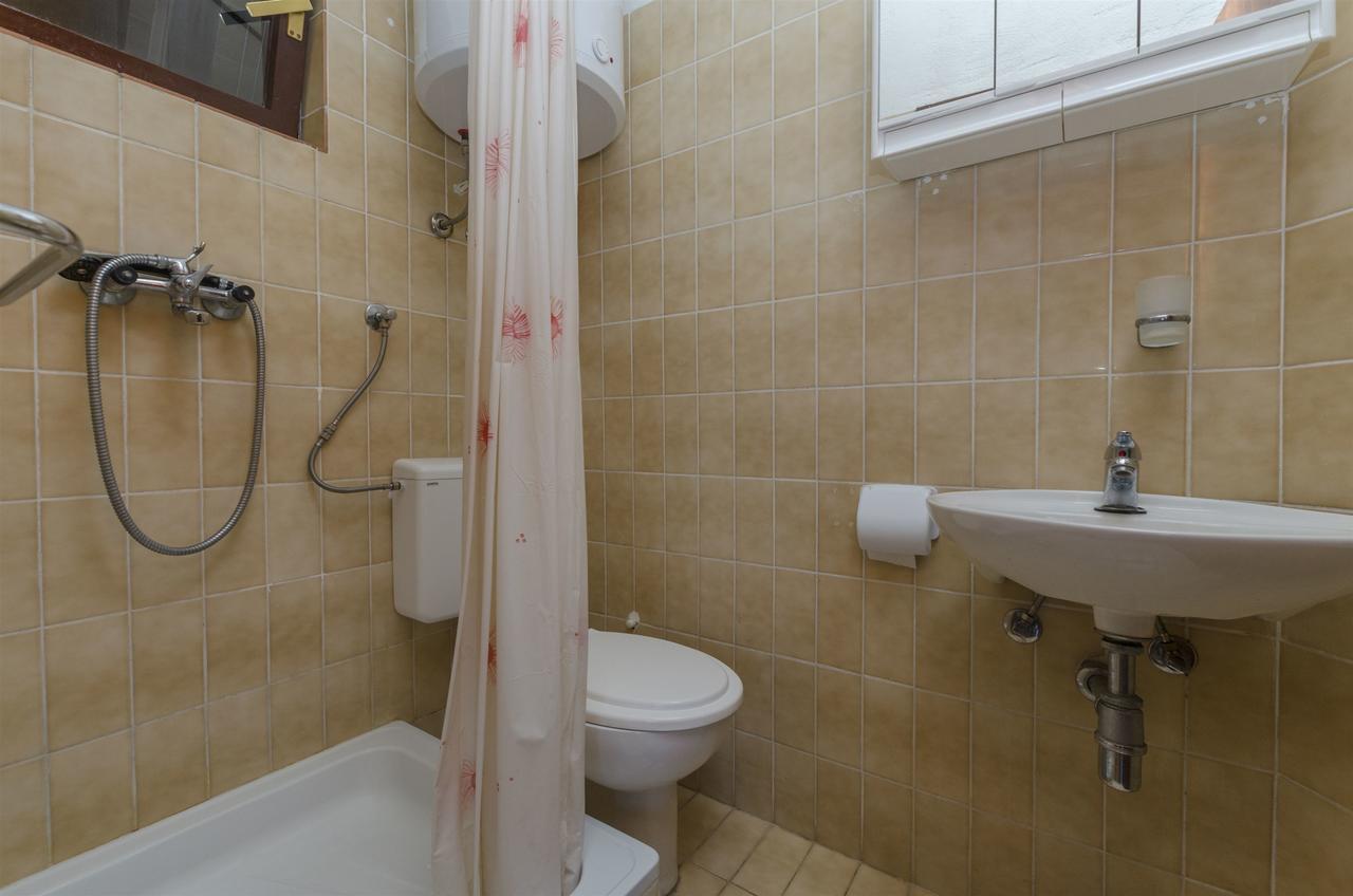 Apartment Boris Gornja Brela Eksteriør billede